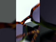 ヘン・ヤング オプティカル メーカーからアセテートサングラス